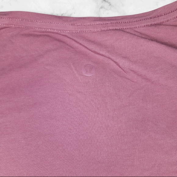 Womens Lululemon Shirt - Picture 3 of 5